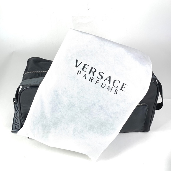 Versace Parfums Black Duffle Travel Overnight Bag - Picture 7 of 8
